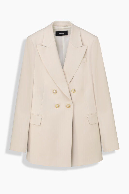 Vego Bej Ceket, Vego Taş Rengi Pantolon, Lartea Regular Fit Kahverengi Palto ve Rubisa İpek Twill Bej Eşarp Kombini