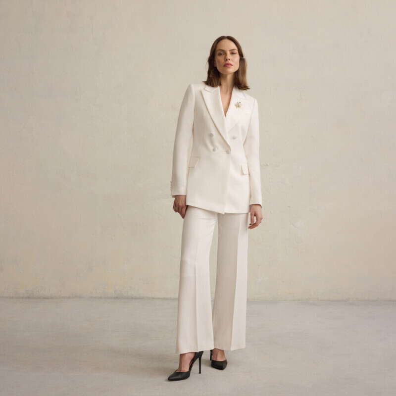 Kadın Ekru Ceket, Kadın Ekru Pantolon Kombini