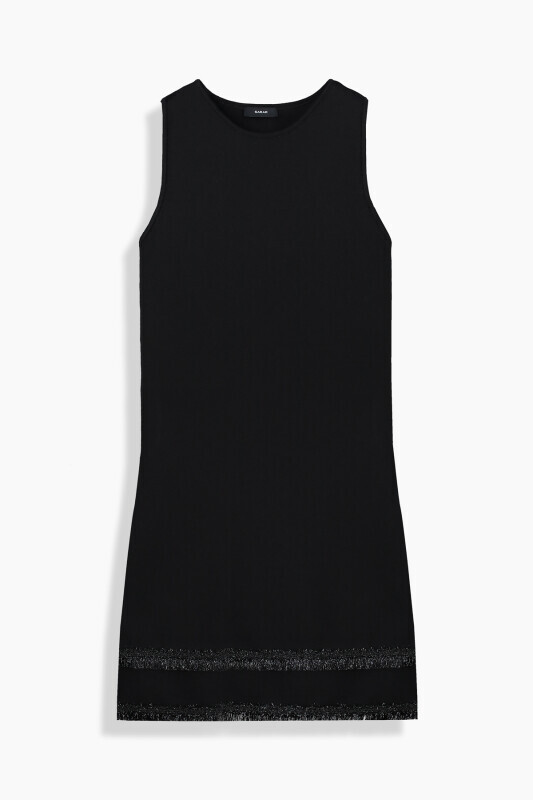 Aloha Triko Siyah Elbise, Aloha Düğmeli Fırfırlı Siyah Hırka Kombini