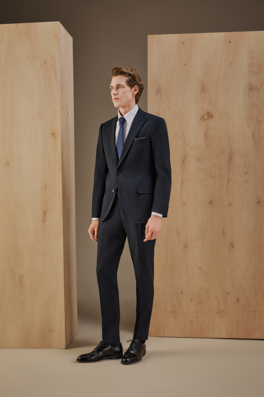 Amara Resta Slim Fit Koyu Lacivert Takım Elbise 