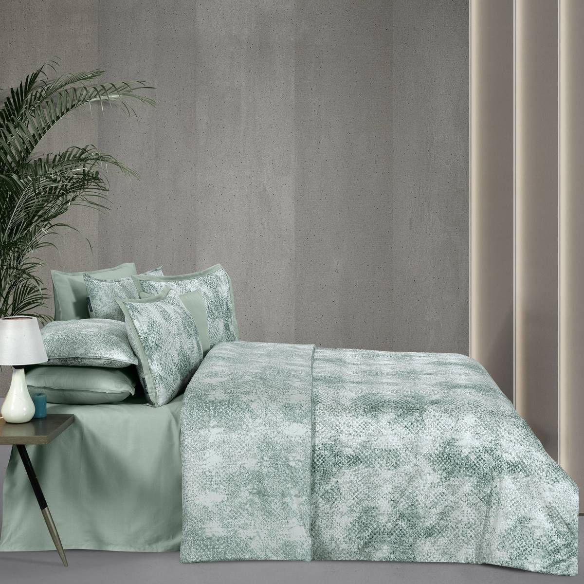 Dnipro Saten Nevresim Takımı Çift Kişilik Yeşil - 1