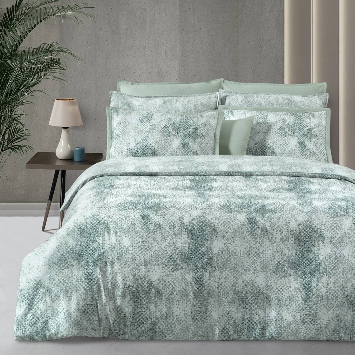 Dnipro Saten Nevresim Takımı King Size Yeşil - 2