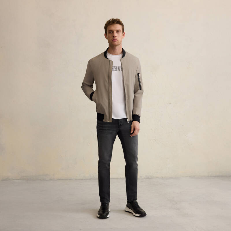 Dyonysus Bej Mont - 1