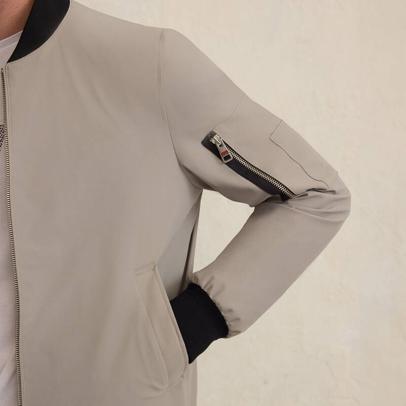 Dyonysus Bej Mont - 2