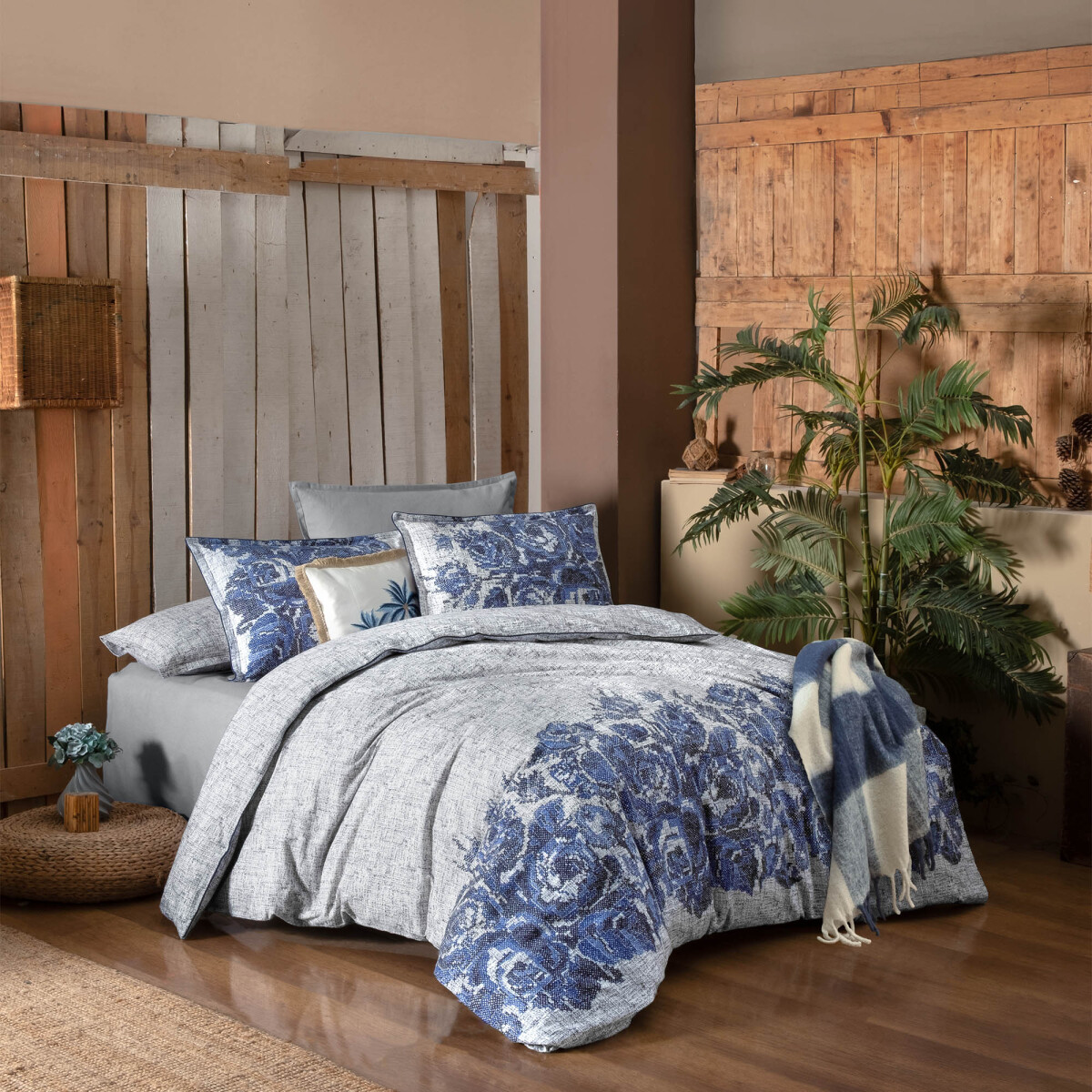 Elfida Flanel Nevresim Takımı King Size Mavi - 2