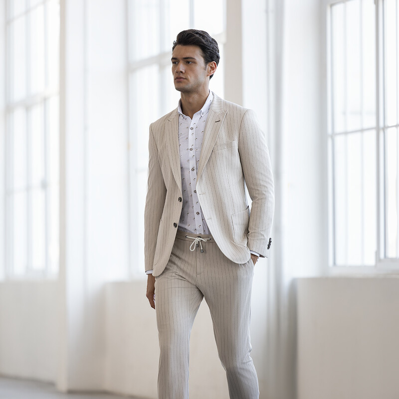 Ely Beli Bağcıklı Çizgili Bej Pantolon 