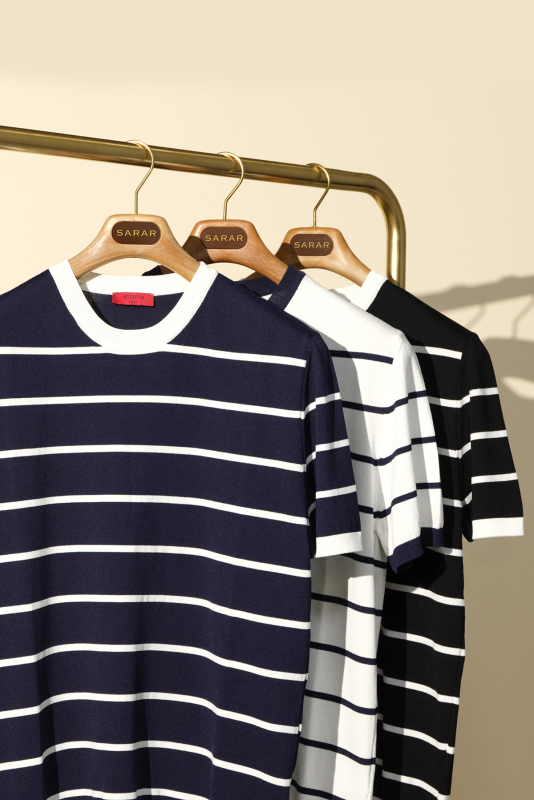 Bisiklet Yaka Çizgili Lacivert Triko Tişört - INTERVIEW