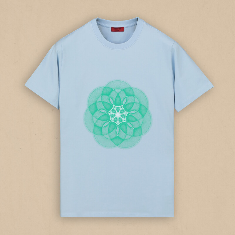 Bisiklet Yaka Önü Desenli Mavi Tişört - INTERVIEW