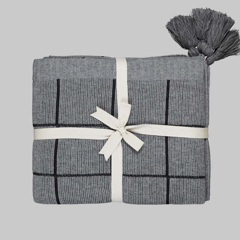 Moneta Throw Gri 