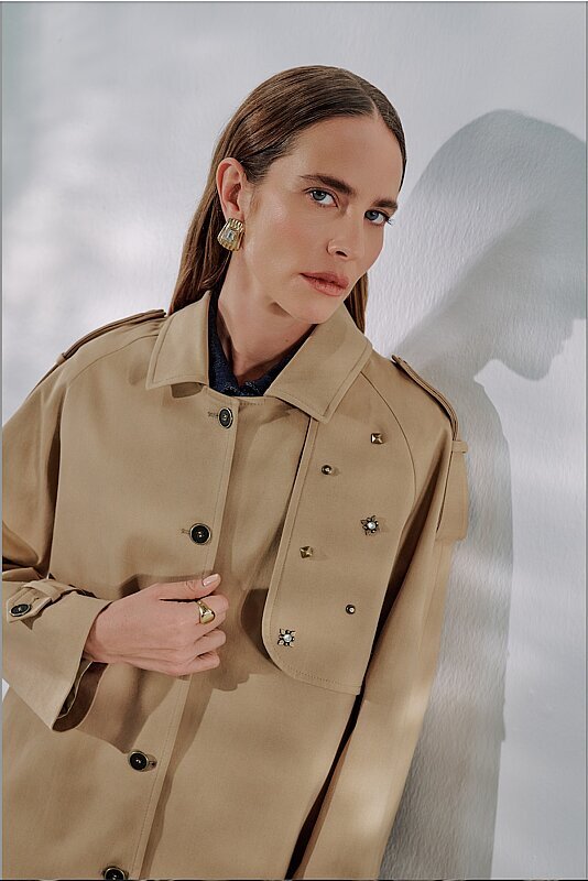 Naria Bej Trençkot - SARAR WOMAN