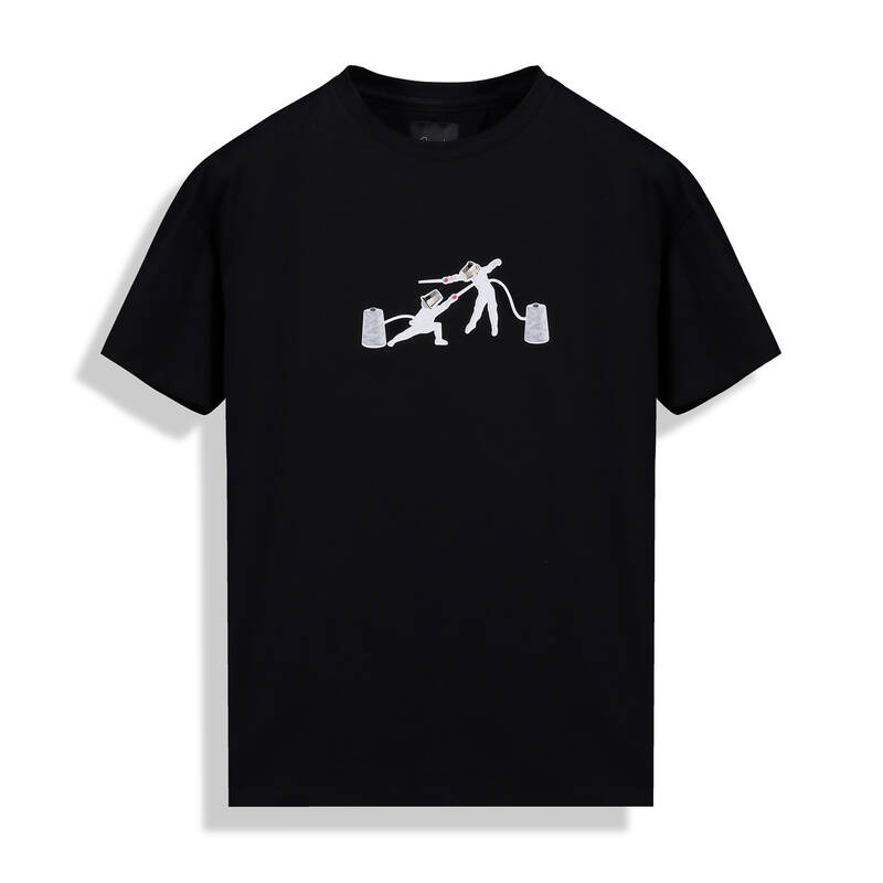 O Yaka Eskrim Tasarım Siyah Tişört - 1