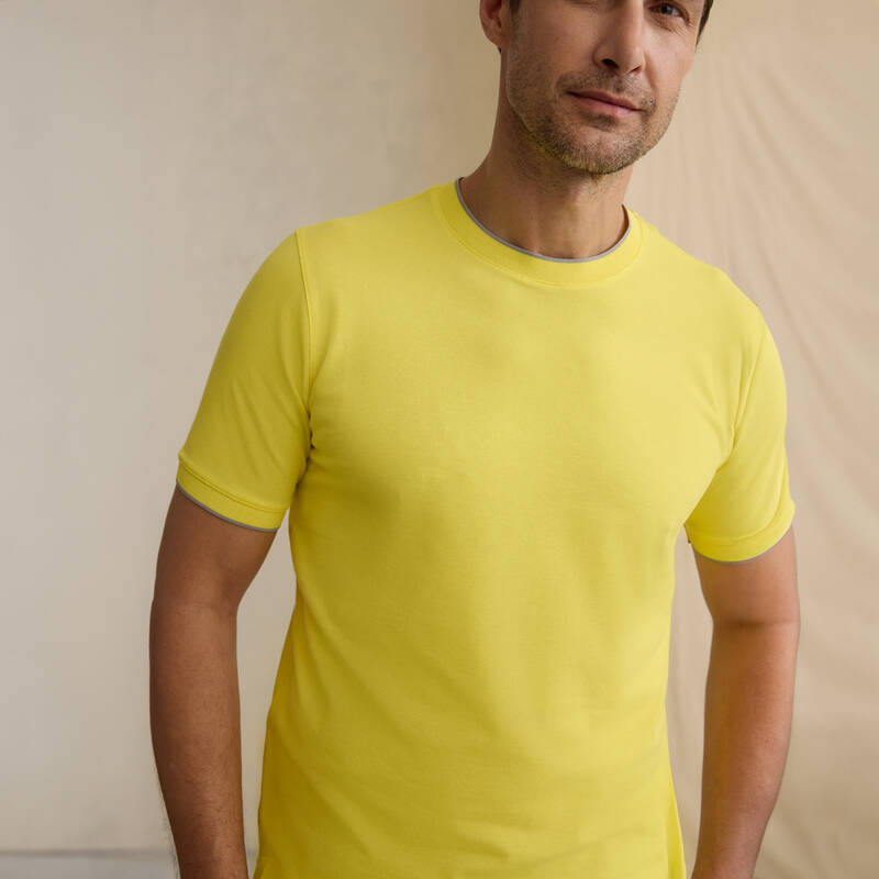 Kısa Kol Bisiklet Yaka Sarı Tişört - 1
