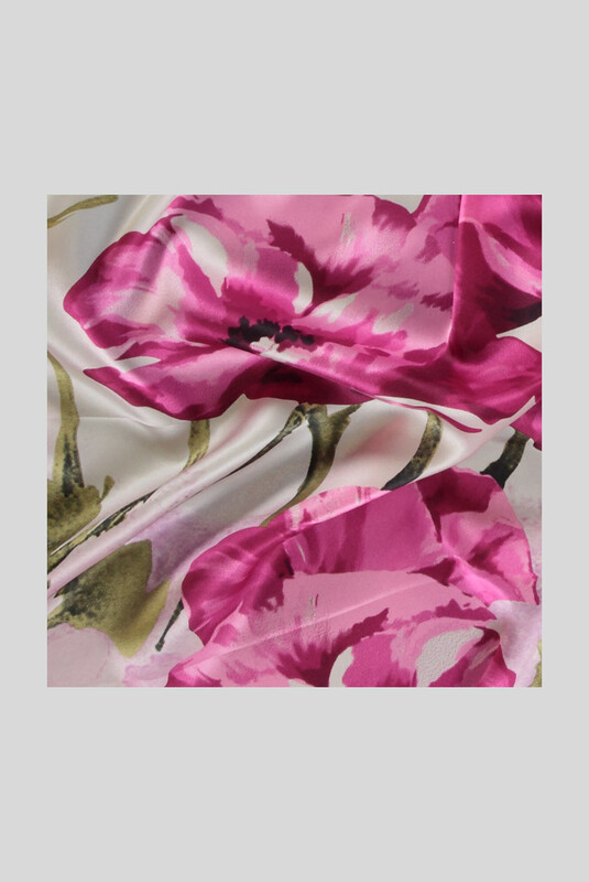 Çiçek Desenli Saten Pembe İpek Eşarp - SARAR