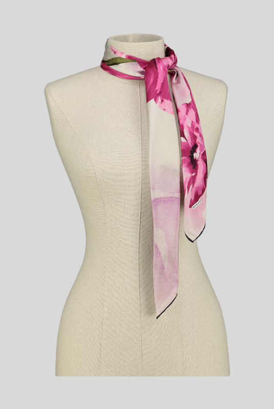 Çiçek Desenli Saten Pembe İpek Eşarp - SARAR