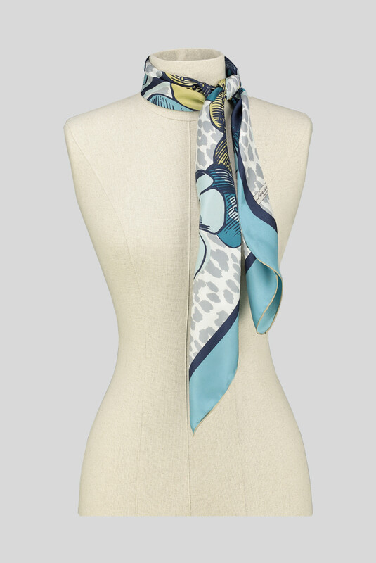 Çiçek Desenli Mavi Twill İpek Eşarp - SARAR