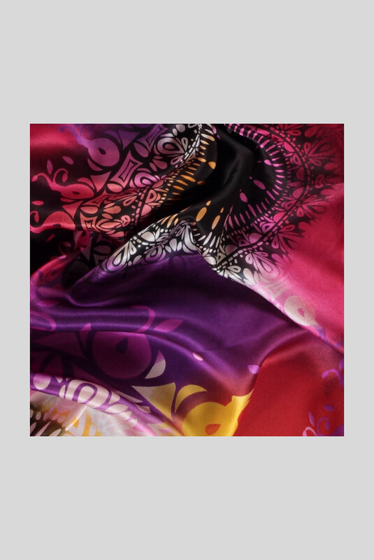 Etnik Desenli Mor Saten İpek Eşarp - SARAR