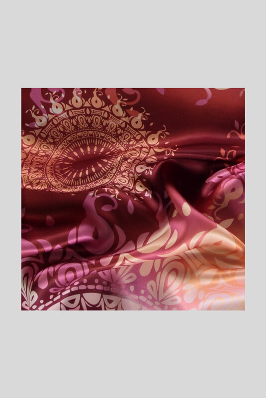 Etnik Desenli Pudra Saten İpek Eşarp - SARAR