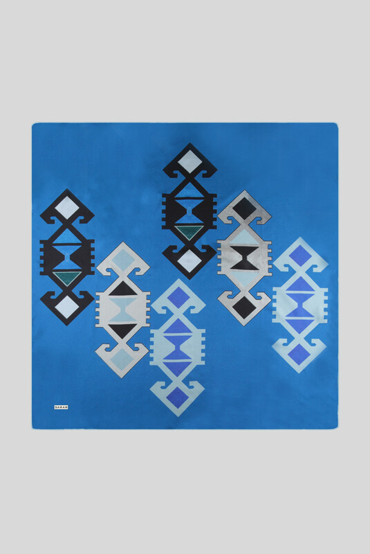 Etnik Desenli Twill Mavi İpek Eşarp 