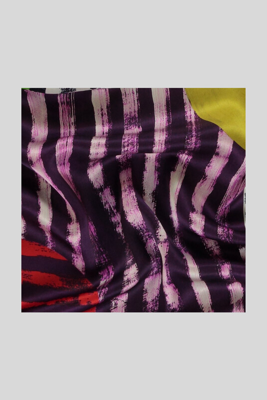 Geometrik Desenli Mürdüm Saten İpek Eşarp - SARAR