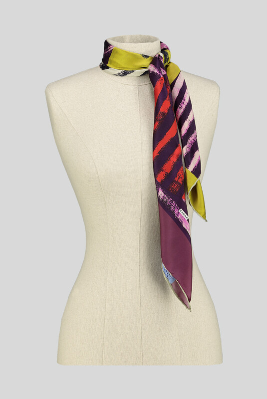 Geometrik Desenli Mürdüm Saten İpek Eşarp - SARAR