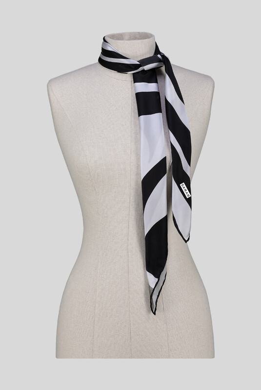 Geometrik Desenli Saten Lacivert İpek Eşarp - SARAR