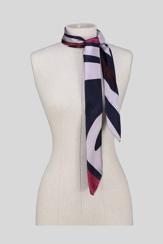 Geometrik Desenli Saten Pudra İpek Eşarp - SARAR