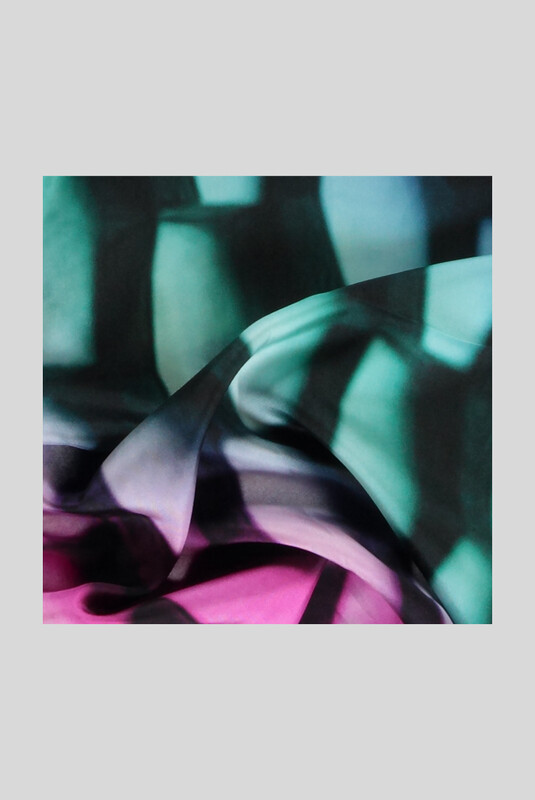 Geometrik Desenli Twill Turkuaz İpek Eşarp - SARAR