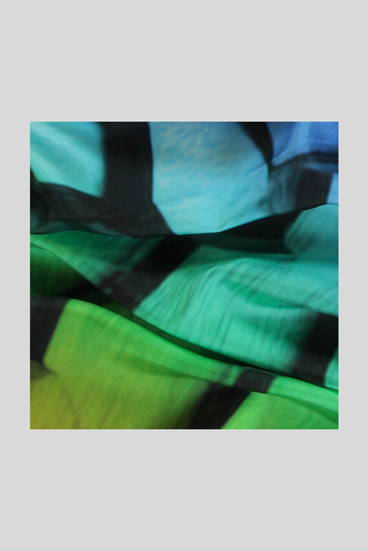 Geometrik Desenli Twill Yeşil İpek Eşarp - SARAR