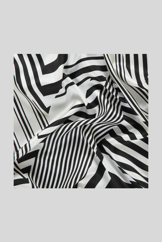 Geometrik Desen Twill Siyah İpek Eşarp - SARAR