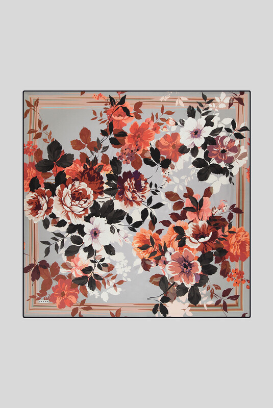 Sura Çiçekli Somon Rengi İpek Eşarp - SARAR