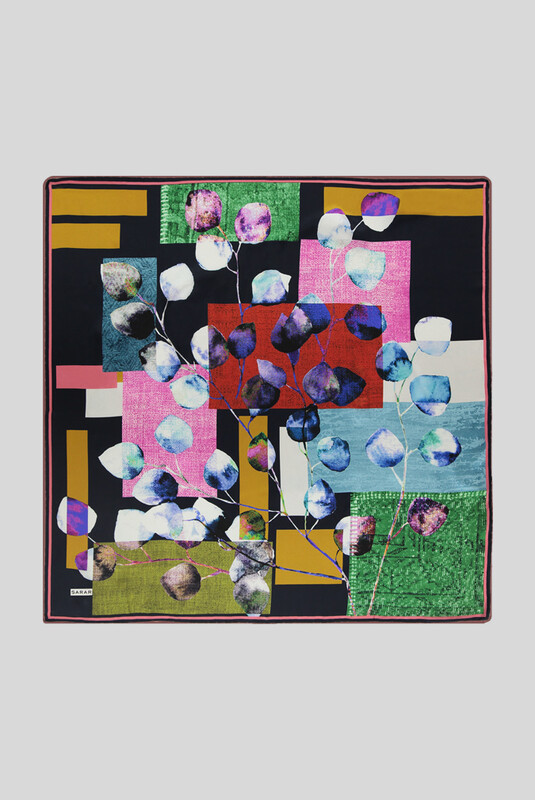 Sura Lacivert Desenli İpek Eşarp - SARAR