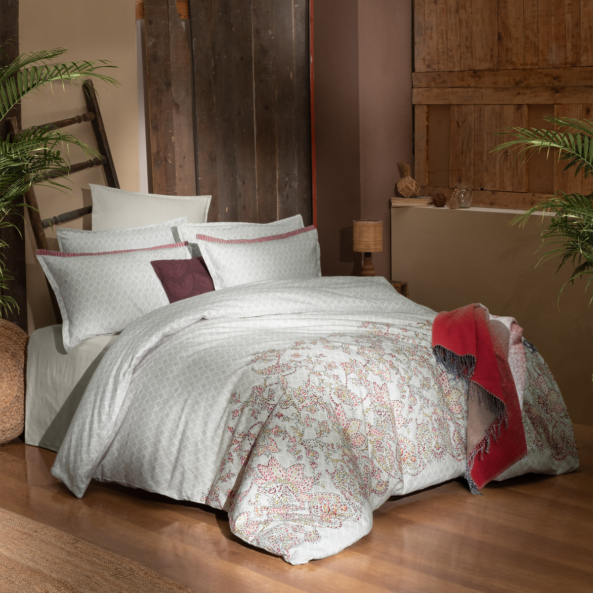 Scarlet Flanel Nevresim Takımı King Size Bej - 4